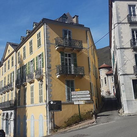 Vaste Appartement, Lumineux, 8 Couchages Eaux-Bonnes Exterior foto